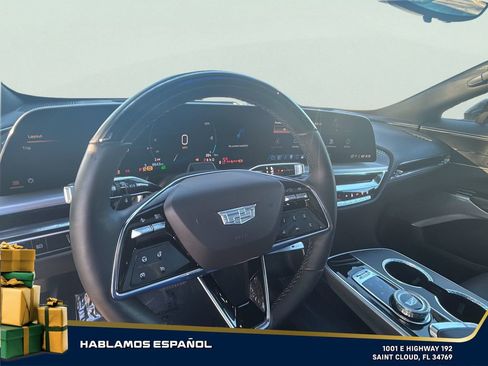 Used 2024 Cadillac Lyriq Luxury w/ LPO, Floor Liner Package image 17