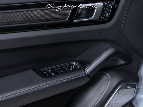 Used 2022 Porsche Cayenne Turbo GT AWD/4WD image 23