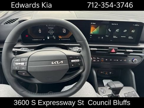 New 2026 Kia Sportage EX w/ EX Panorama Roof Package FWD image 19