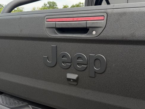 Used 2020 Jeep Gladiator Sport w/ Quick Order Package 24S AWD/4WD image 65