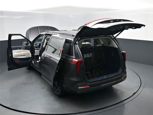New 2026 Kia Carnival SX Prestige image 15
