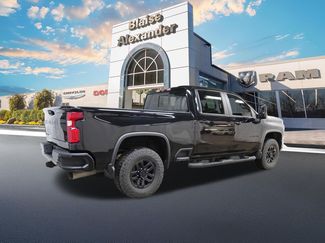 Used 2021 Chevrolet Silverado 2500 LTZ w/ LTZ Plus Package video 3