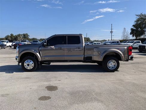Certified 2023 Ford F450 Lariat w/ Tow Technology Package image 7