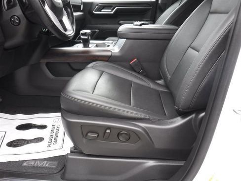 Used 2023 GMC Sierra 1500 SLT image 16