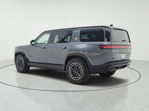 Used 2025 Rivian R1S Adventure Dual AWD/4WD image 7