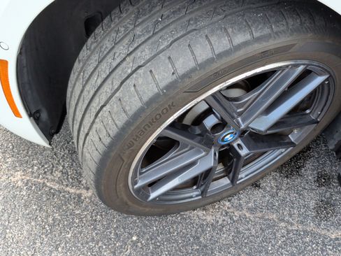 Used 2024 BMW i4 eDrive35 w/ Premium Package RWD image 14