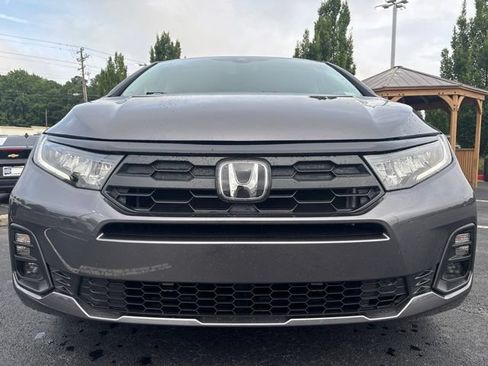 Certified 2025 Honda Odyssey EX-L image 2