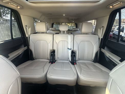 Used 2024 Ford Expedition Max Limited AWD/4WD image 27