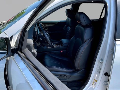 Used 2024 Honda Pilot TrailSport image 21