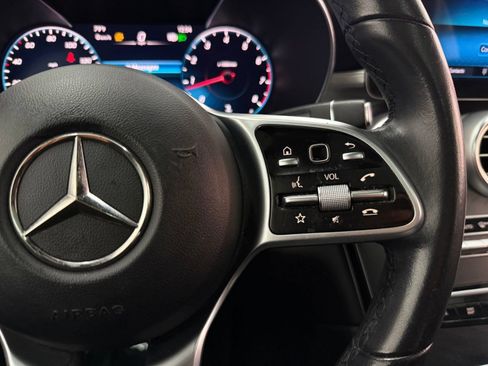 Used 2022 Mercedes-Benz GLC 300 image 14