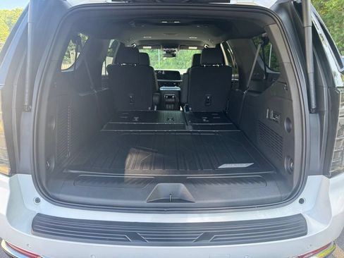 New 2026 Chevrolet Suburban LT w/ Comfort Package AWD/4WD image 22