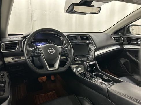 Used 2023 Nissan Maxima SL FWD image 22