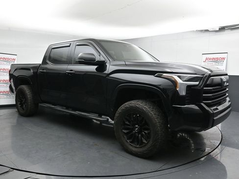 Used 2024 Toyota Tundra SR image 2