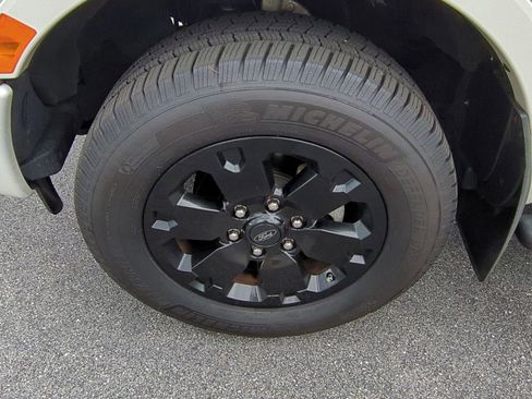 Used 2020 Ford Ranger Lariat w/ Equipment Group 501A Mid image 9