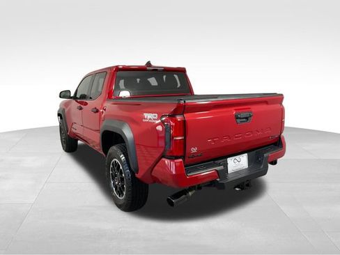 Used 2025 Toyota Tacoma TRD Off-Road image 7