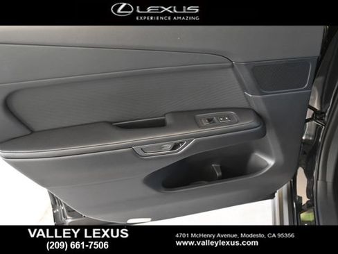 New 2026 Lexus ES 350e FWD image 17