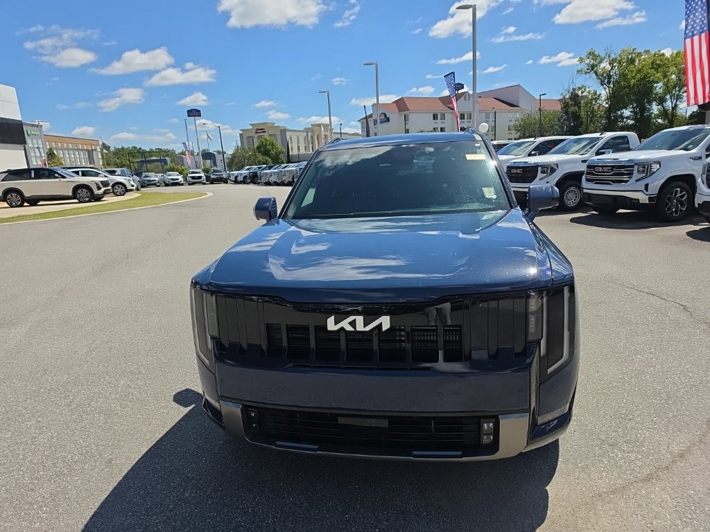 Certified 2027 Kia Telluride SX w/ Towing Package FWD image 3