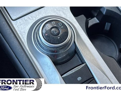 Used 2023 Ford Explorer XLT RWD image 24
