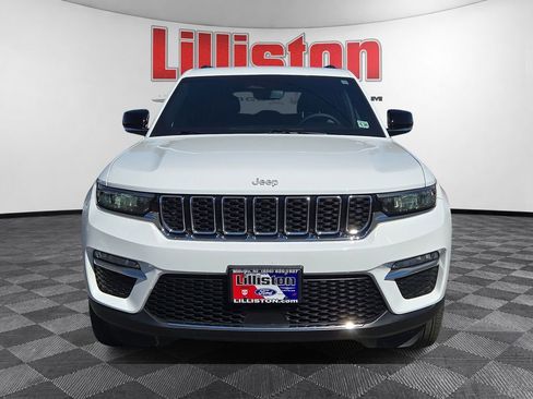 Used 2024 Jeep Grand Cherokee Limited image 2