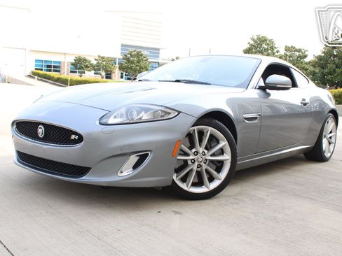 Used 2012 Jaguar XKR R RWD image 37