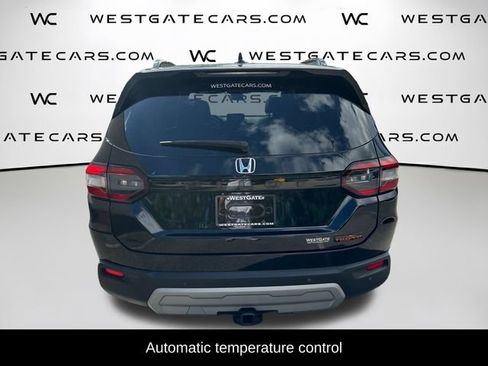 Used 2025 Honda Pilot TrailSport image 5