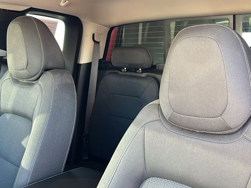 Used 2018 Chevrolet Colorado LT w/ LT Convenience Package image 15