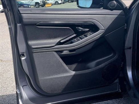 Used 2023 Land Rover Range Rover Evoque R-Dynamic S AWD/4WD image 9