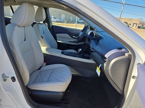 New 2026 Nissan Sentra SL w/ Floor Mat Package FWD image 15