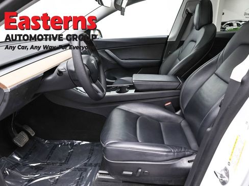 Used 2020 Tesla Model Y Long Range image 14