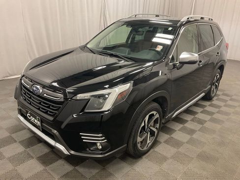 Used 2023 Subaru Forester Touring image 10