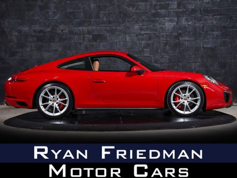 Used 2017 Porsche 911 Carrera 4S image 1