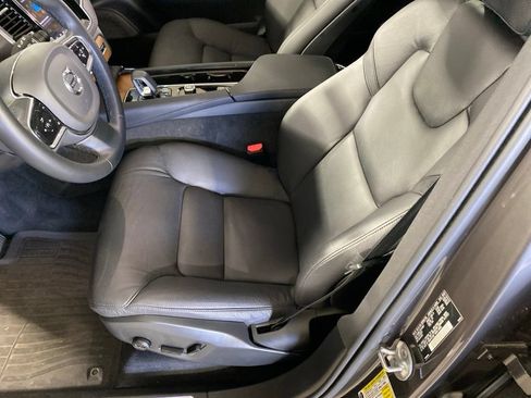 Used 2024 Volvo XC90 T8 Plus AWD/4WD image 11
