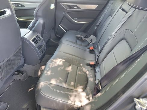 New 2026 Jaguar F-PACE R-Dynamic S image 7