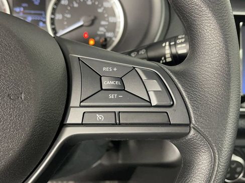 New 2025 Nissan Kicks Play S image 24