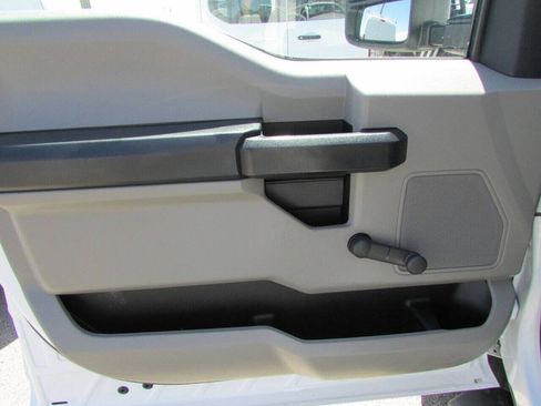 Used 2022 Ford F450 XL image 18