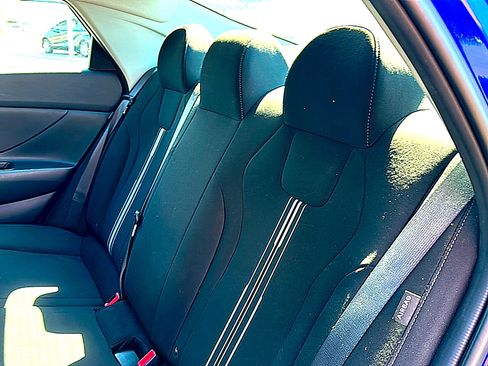 Used 2024 Hyundai Elantra SEL FWD image 19