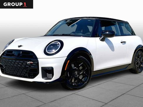 New 2026 MINI Cooper S image 1
