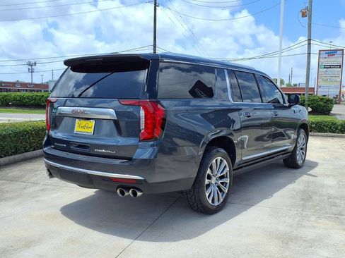 Used 2021 GMC Yukon XL Denali w/ Denali Premium Package RWD image 2