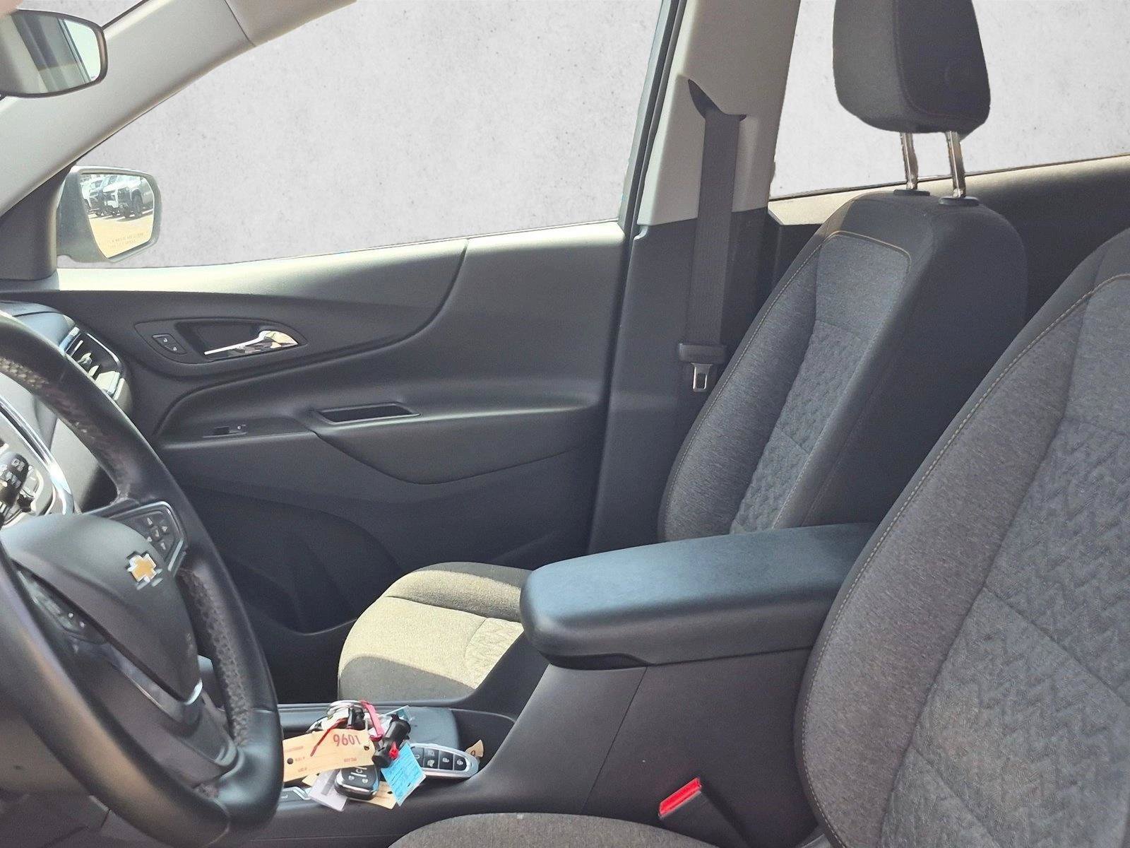 Used 2024 Chevrolet Equinox LT FWD image 10