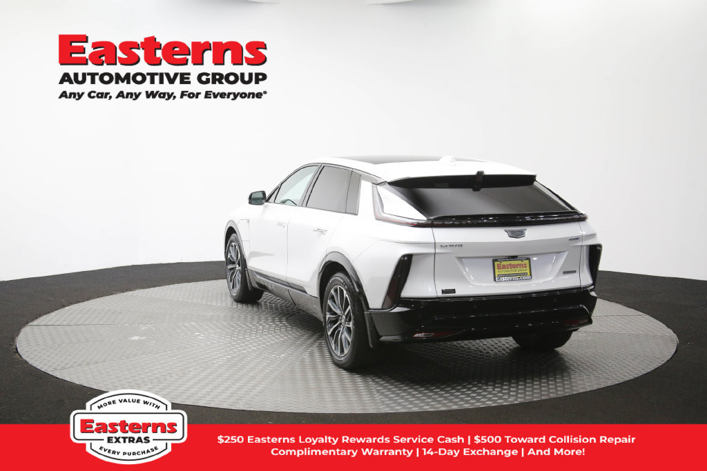 Used 2024 Cadillac Lyriq Sport RWD image 69