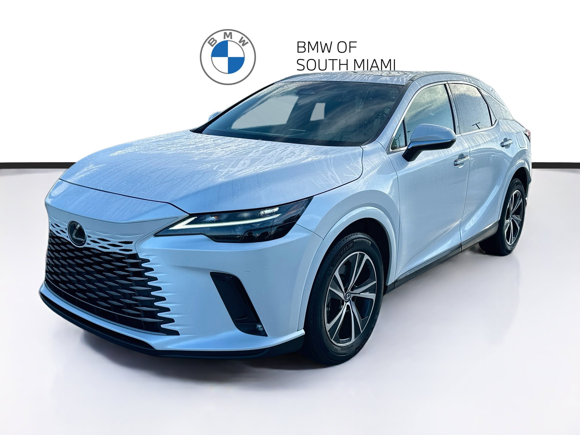 Used 2023 Lexus RX 350 Premium w/ Cold Area Package FWD image 3