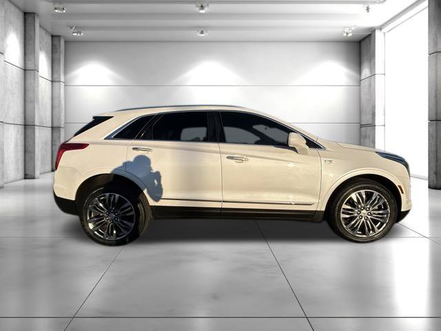 Used 2018 Cadillac XT5 Premium Luxury w/ Driver Assist Package AWD/4WD image 9