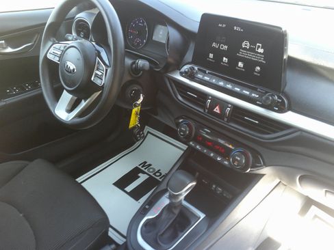 Used 2019 Kia Forte LXS FWD image 23