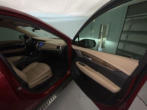 Used 2022 Cadillac XT5 Premium Luxury w/ Platinum Package image 25