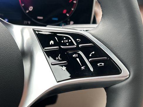 New 2026 Mercedes-Benz GLC 300 image 27