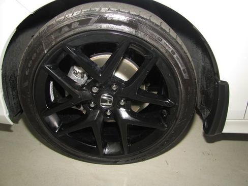 Certified 2025 Honda Civic Sport image 24