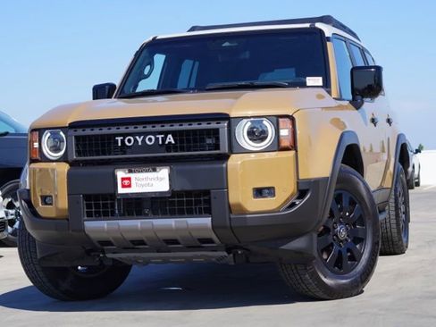 Certified 2024 Toyota Land Cruiser image 3