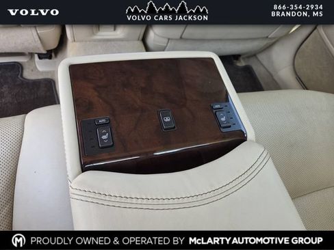 Used 2016 Lexus LS 460 AWD w/ Comfort Package image 21