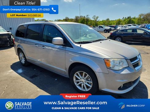 Used 2018 Dodge Grand Caravan SXT FWD image 5