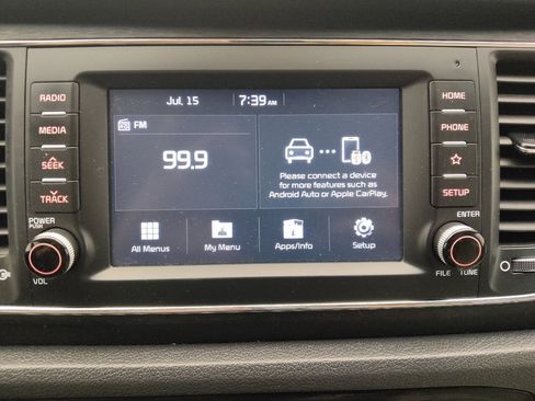Used 2019 Kia Sedona LX FWD image 25